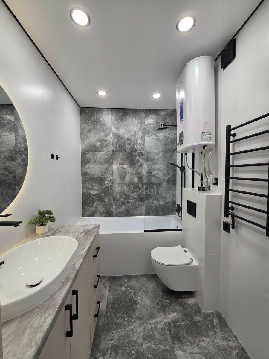 2k apartment vul. Rodyny Kristeriv 208