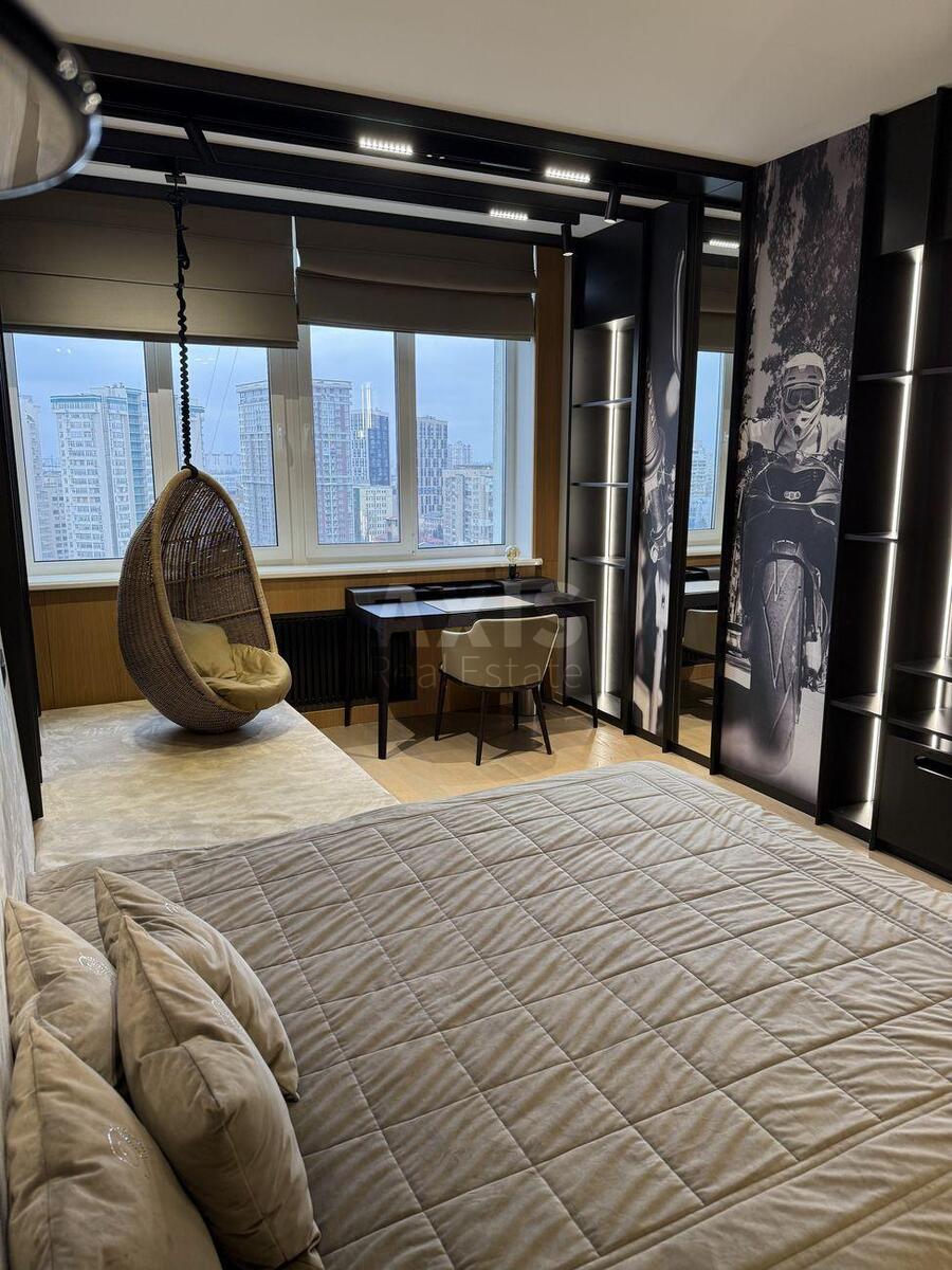 4k apartment vul. Mehanizatoriv 23