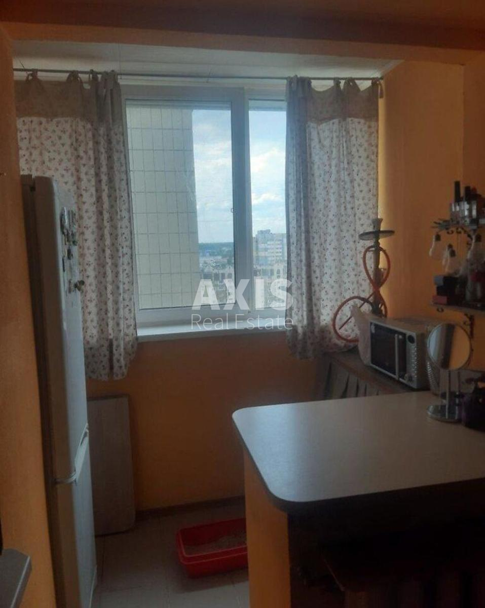 4к квартира ул. Булгакова 180