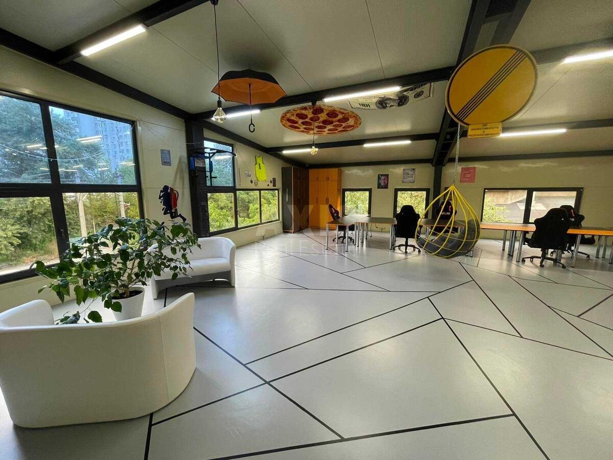 Office vul. Sadova 192-a 27, 210m258690