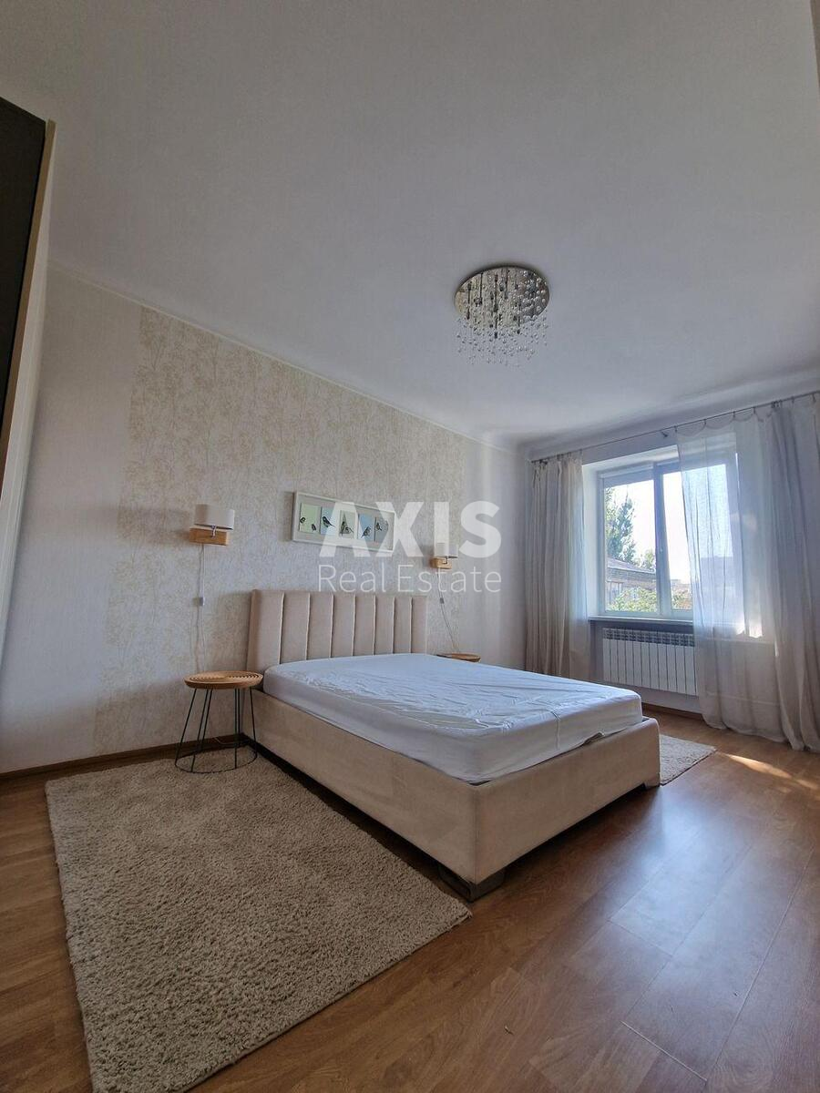 2k apartment pr-t Berestejskij 77/1599907