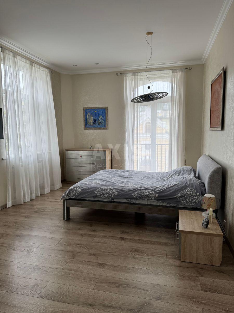 3k apartment vul. Ljuterans'ka 217