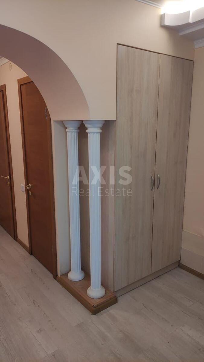 Офис пр-т Голосеевский 114/2, 56м23