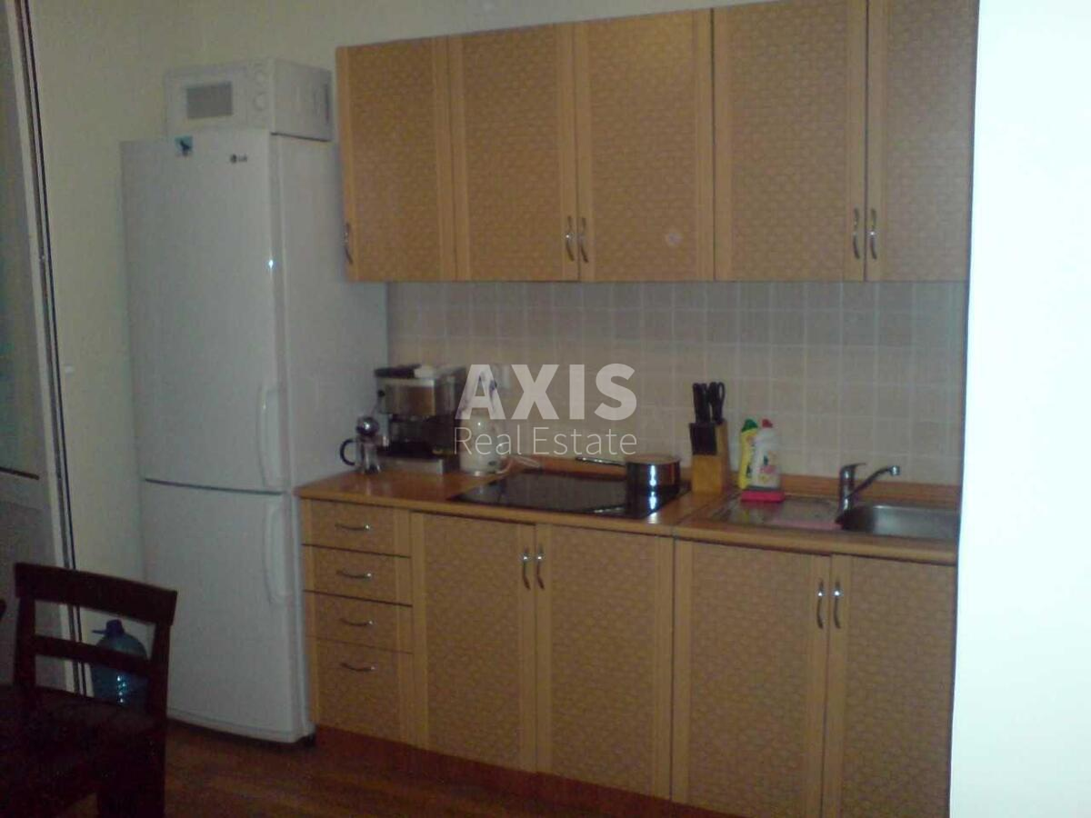 1k apartment vul. Rudenko Larysy 10