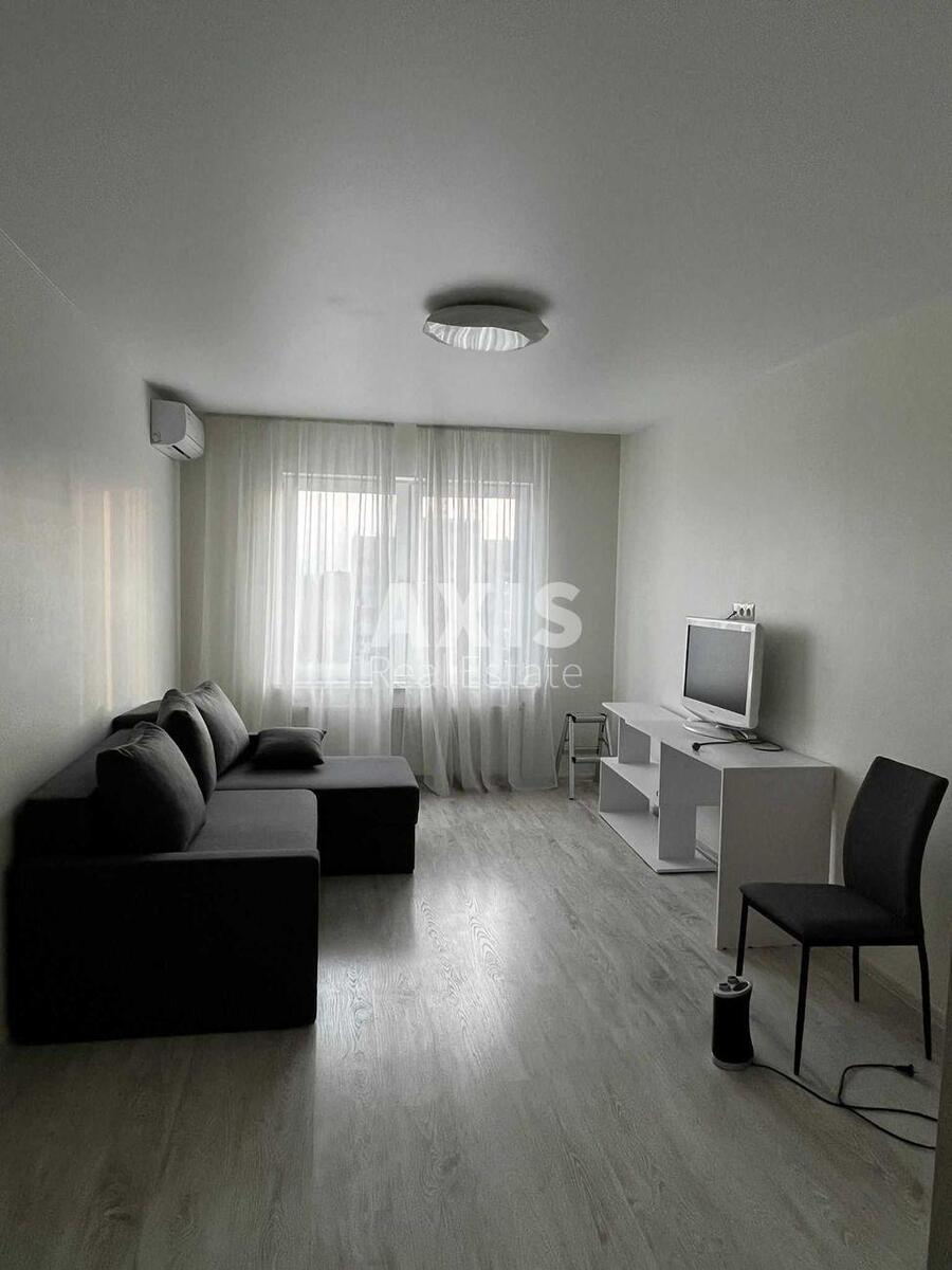 1k apartment vul. Myhajla Maksymovycha 7Б570930