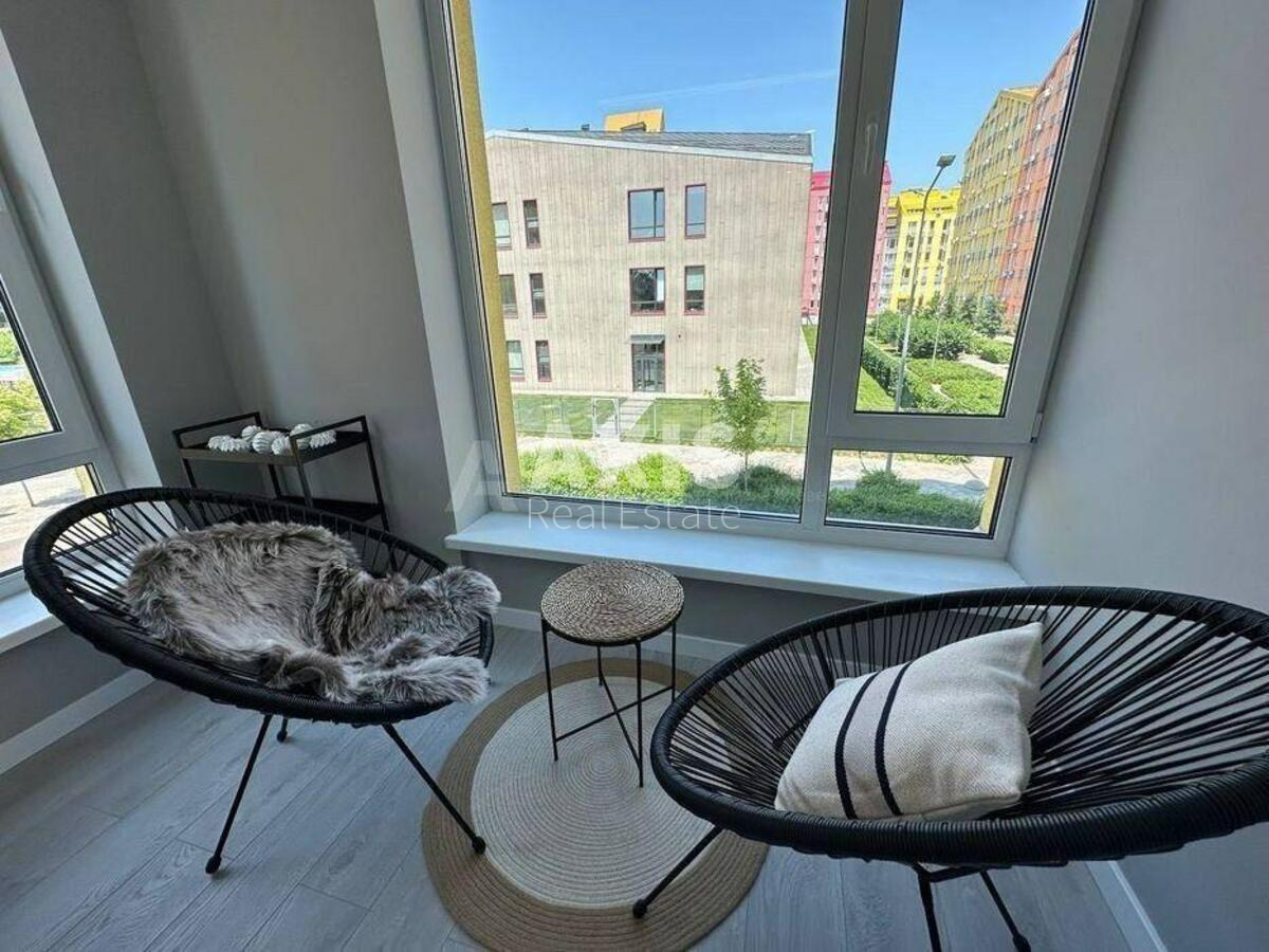 4k apartment vul. Berezneva 125