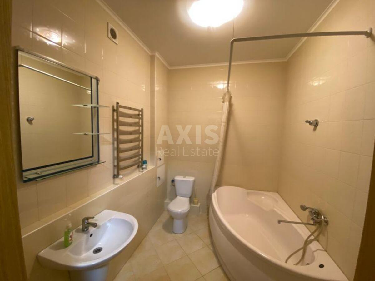 Office vul. Gonchara Olesja 26/28, 90m26