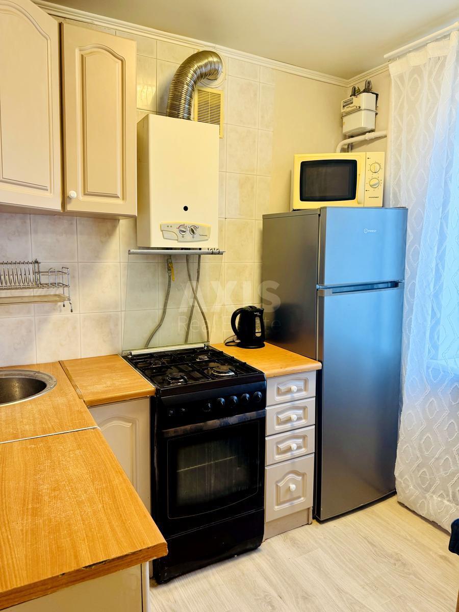 2k apartment vul. Petryc'kogo Anatolija 13