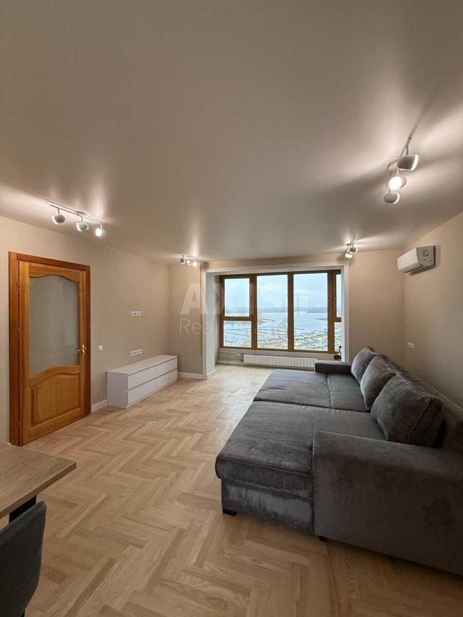 3k apartment vul. Pryrichna 19626671