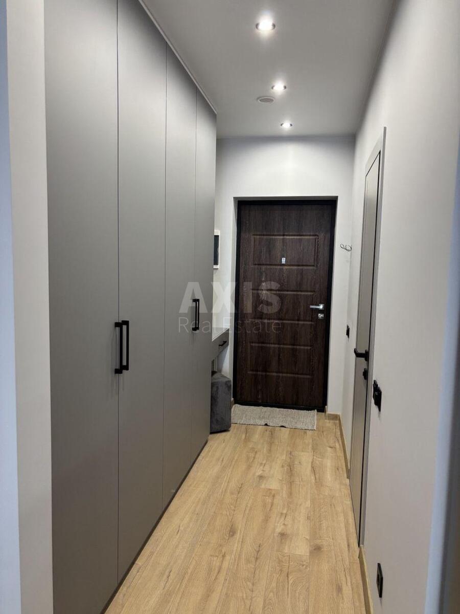 1k apartment nab. Dniprovs'ka 17В573477