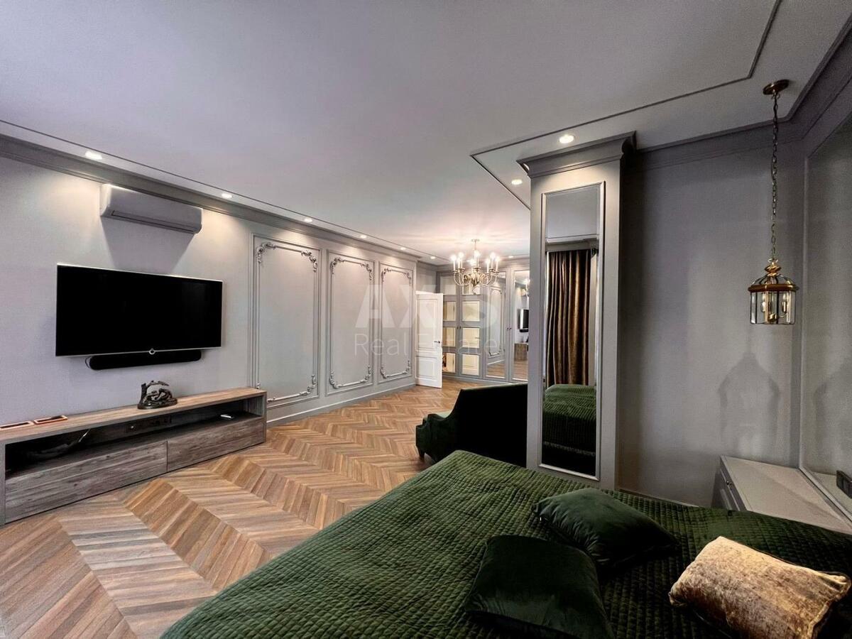 3k apartment vul. Dragomyrova Myhajla 144
