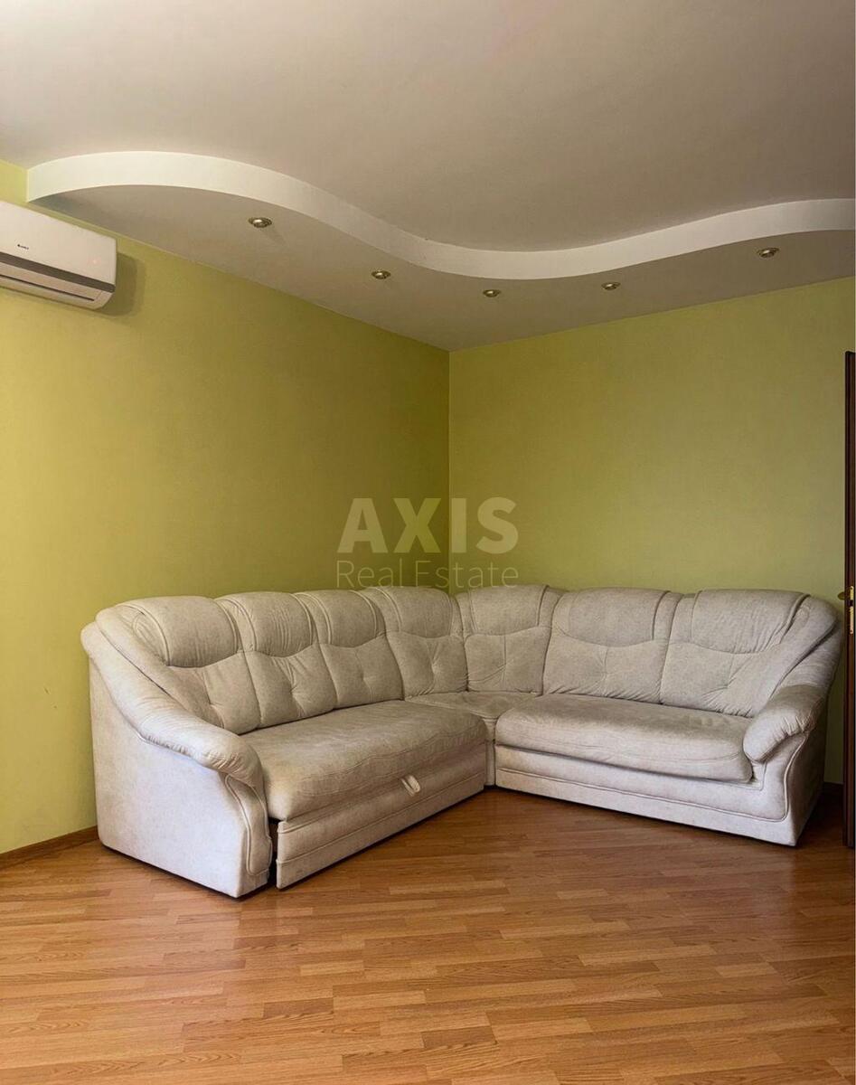 2k apartment vul. Golosii'vs'ka 132