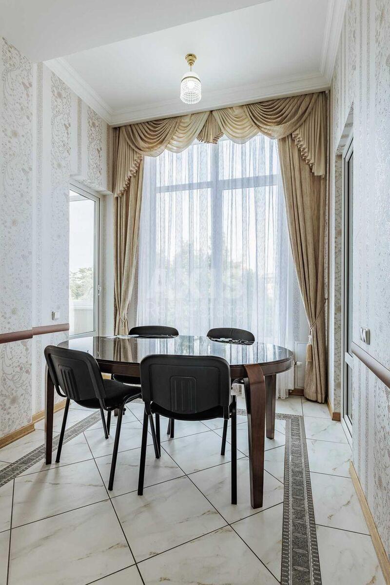 4k apartment vul. Jaroslaviv Val 14Г575702