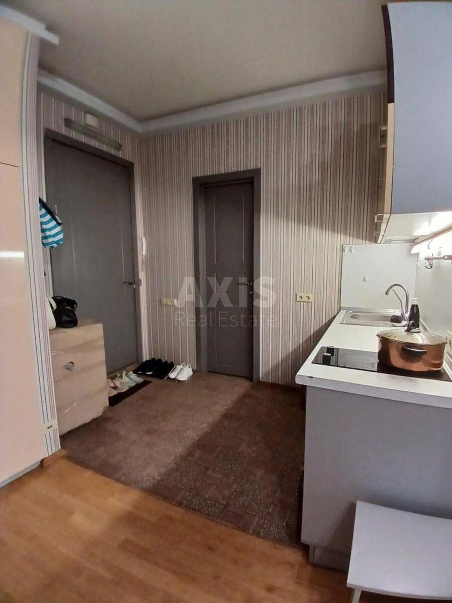 1k apartment vul. Mezhygirs'ka 565
