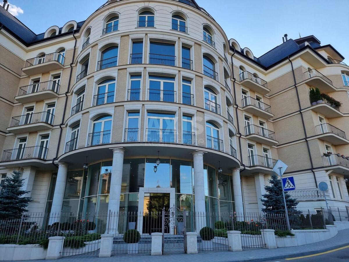 5k apartment vul. Dobroljubova 4
