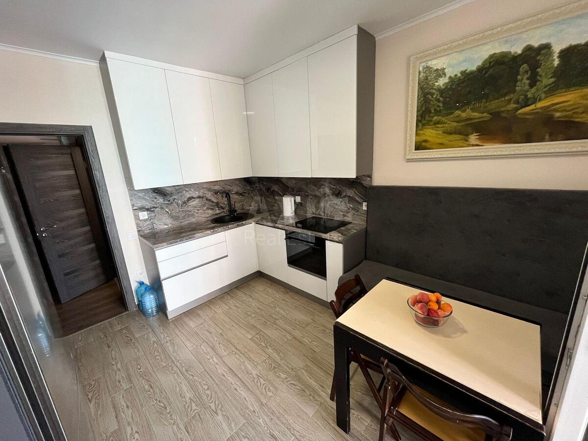 3k apartment vul. Zabolotnogo Akademika 15579050