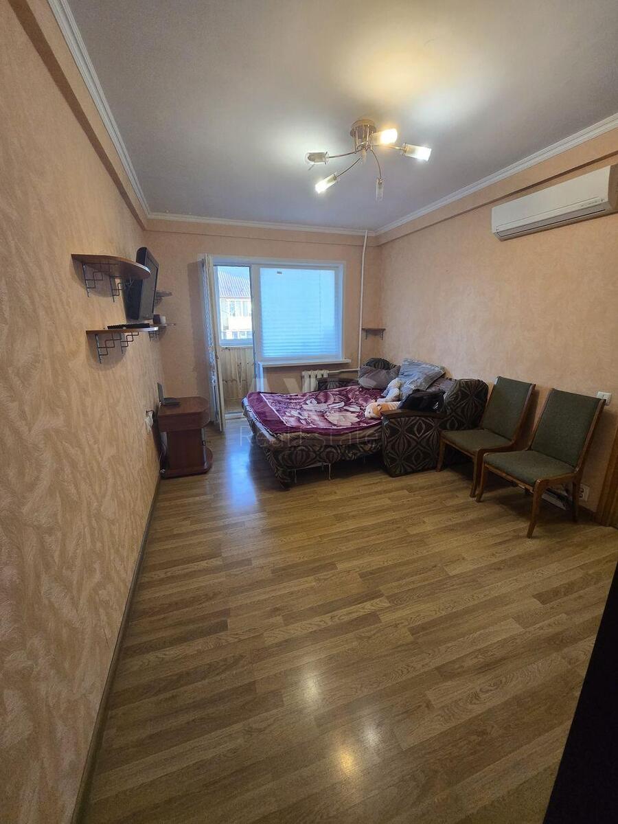 1k apartment prov. Kolomyjs'kyj 12592233