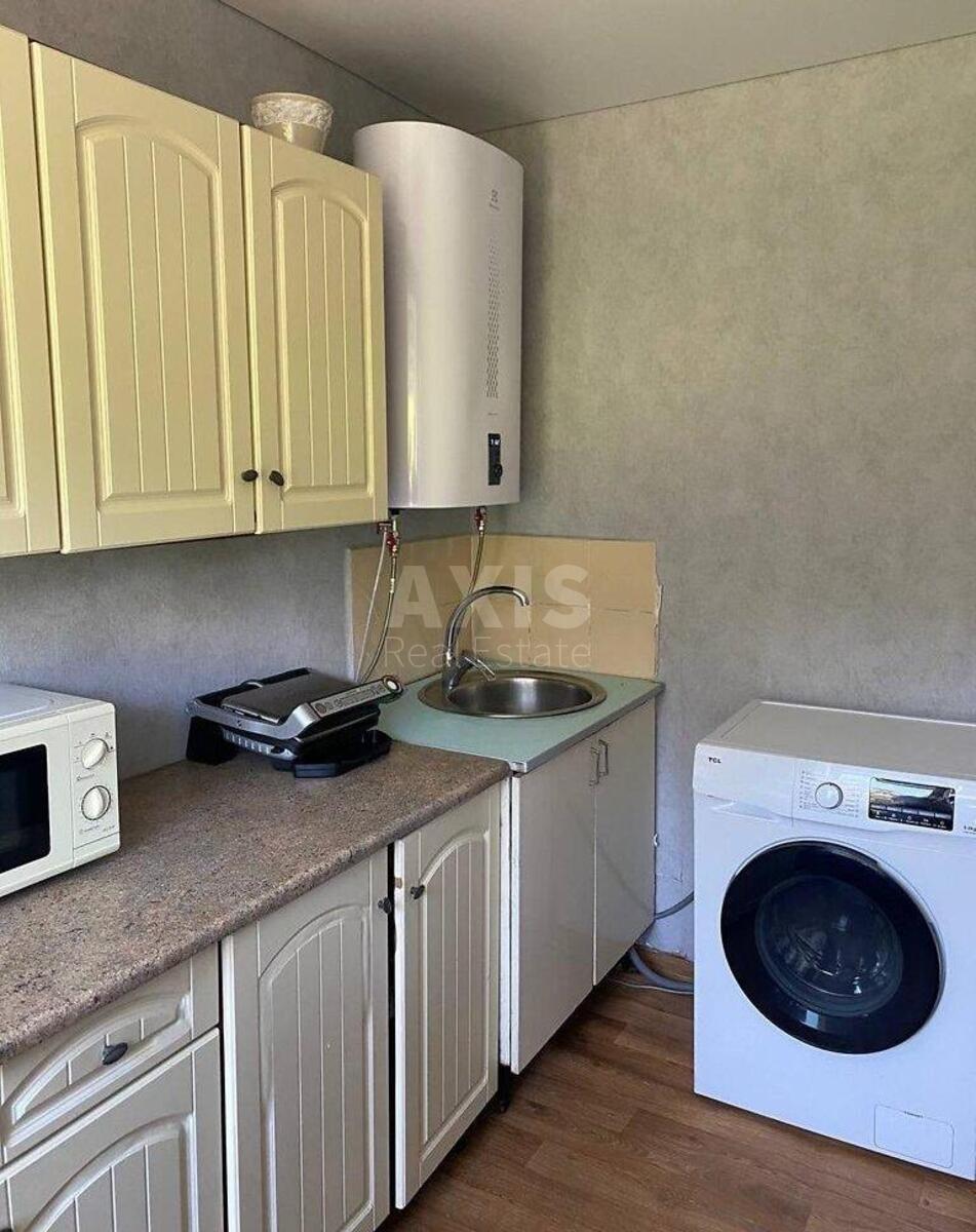 1k apartment vul. Lityns'ka 1А0