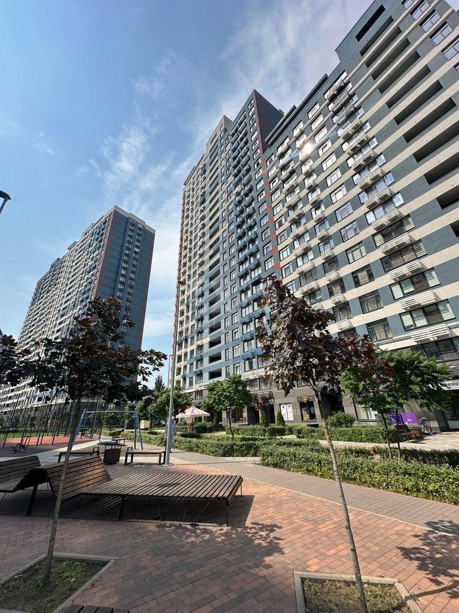 3k apartment vul. Sverstjuka Jevgena 45836812
