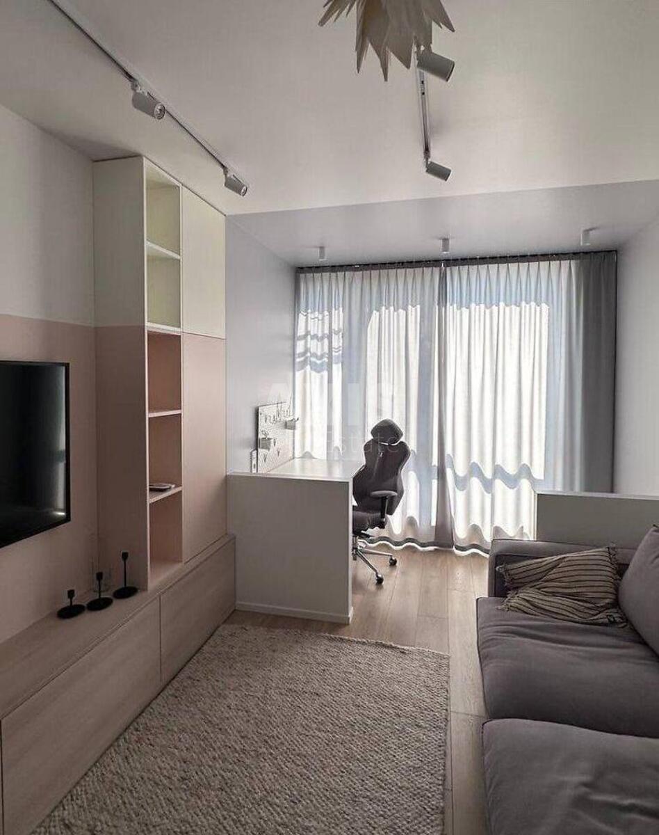 1k apartment vul. Saljutna 2, корп. 1628410