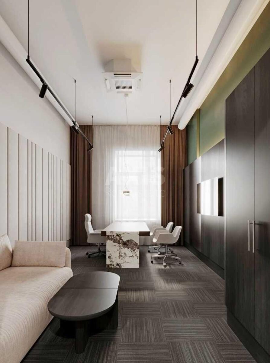 Office vul. Hmel'nyc'kogo Bogdana 51А, 330m26
