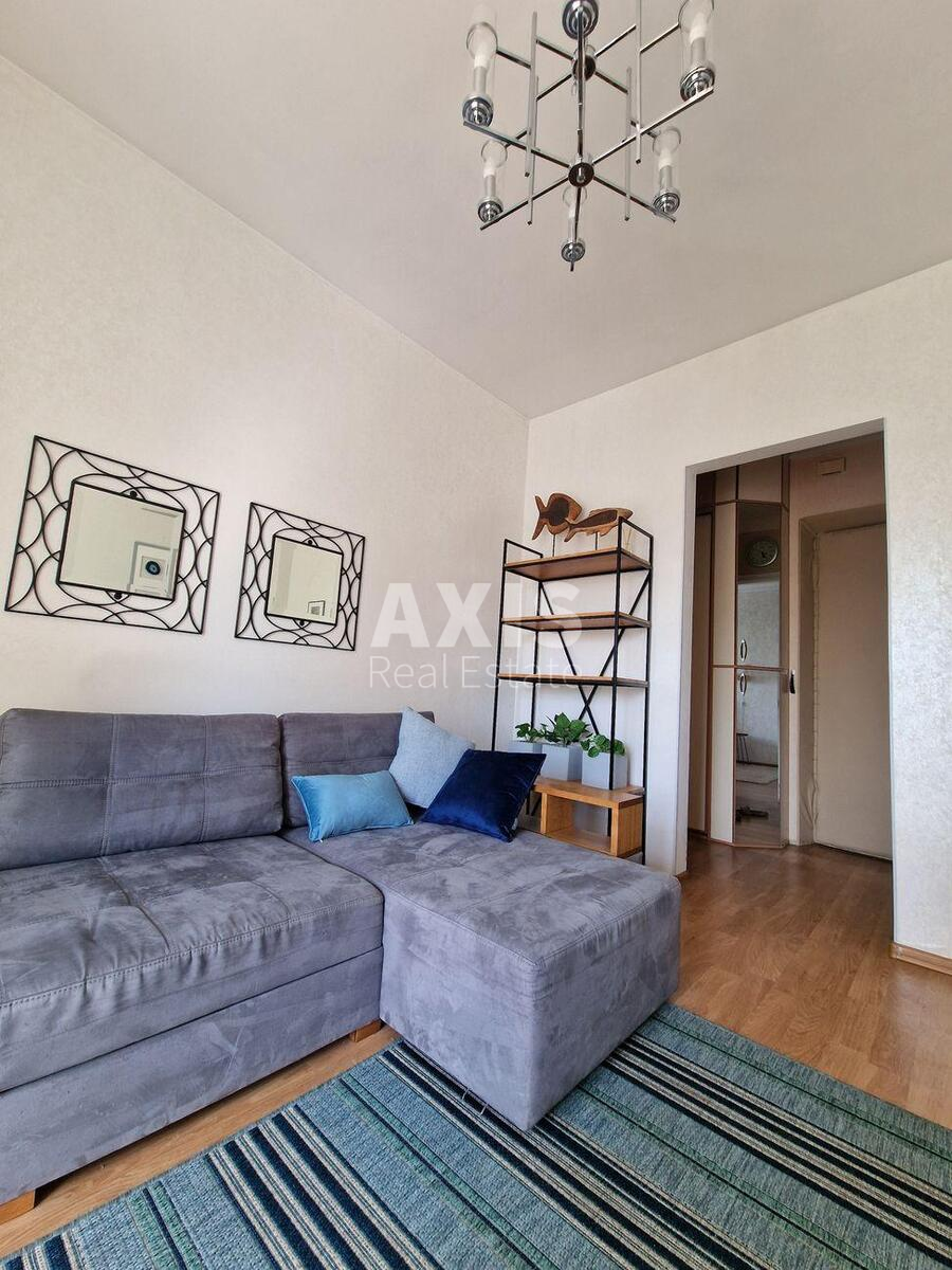 2k apartment pr-t Berestejskij 77/1599904