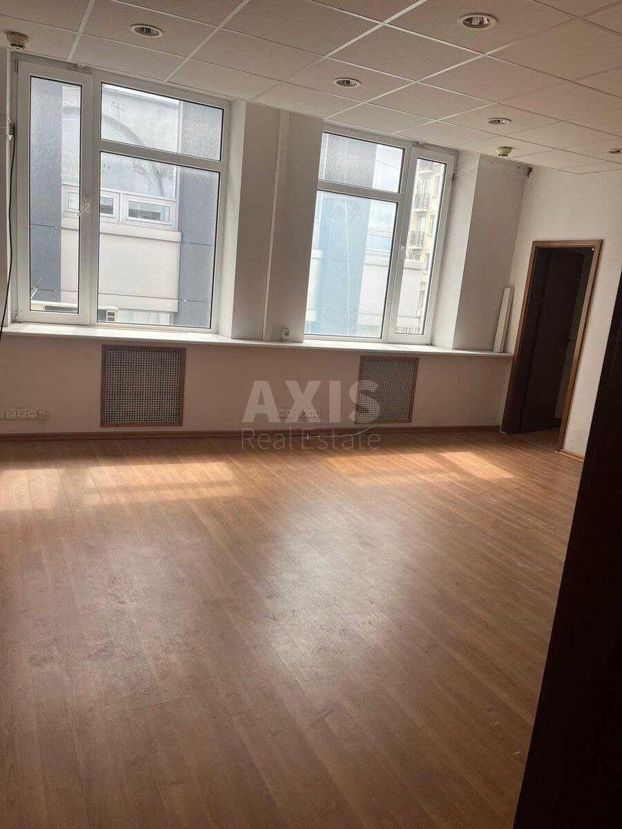 Office vul. Pochajnyns'ka 38, 1630m2588102