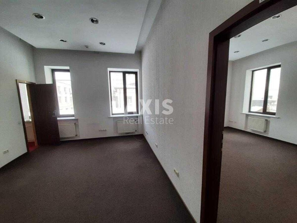 Office vul. Horyva 55, 463m2549725