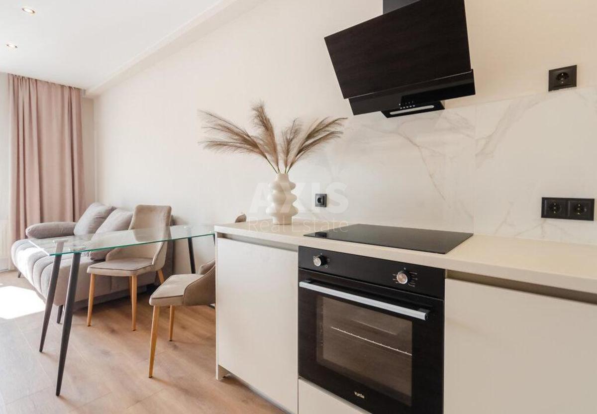 2k apartment vul. Myhajla Maksymovycha 28Е3