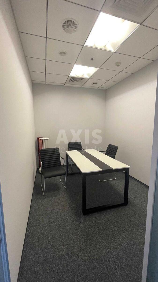 Office pl. Sportyvna 1А, 350m28