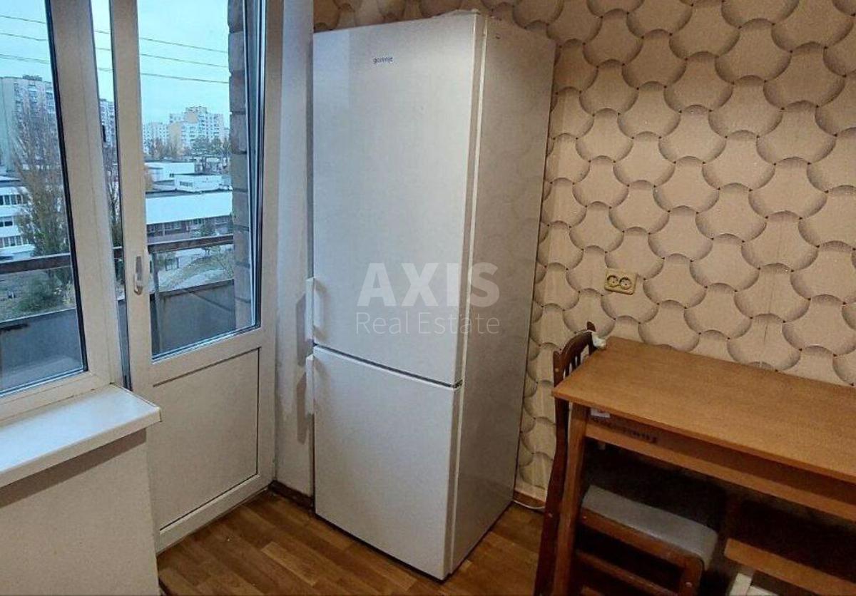 1к квартира пр-т Оболонский 34В0
