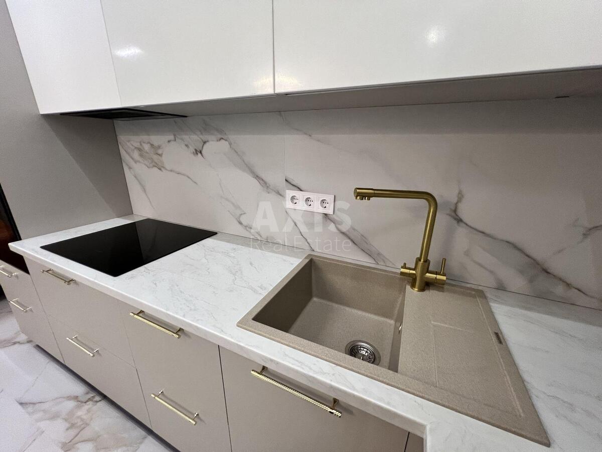 2k apartment vul. Nekrasova 10А12