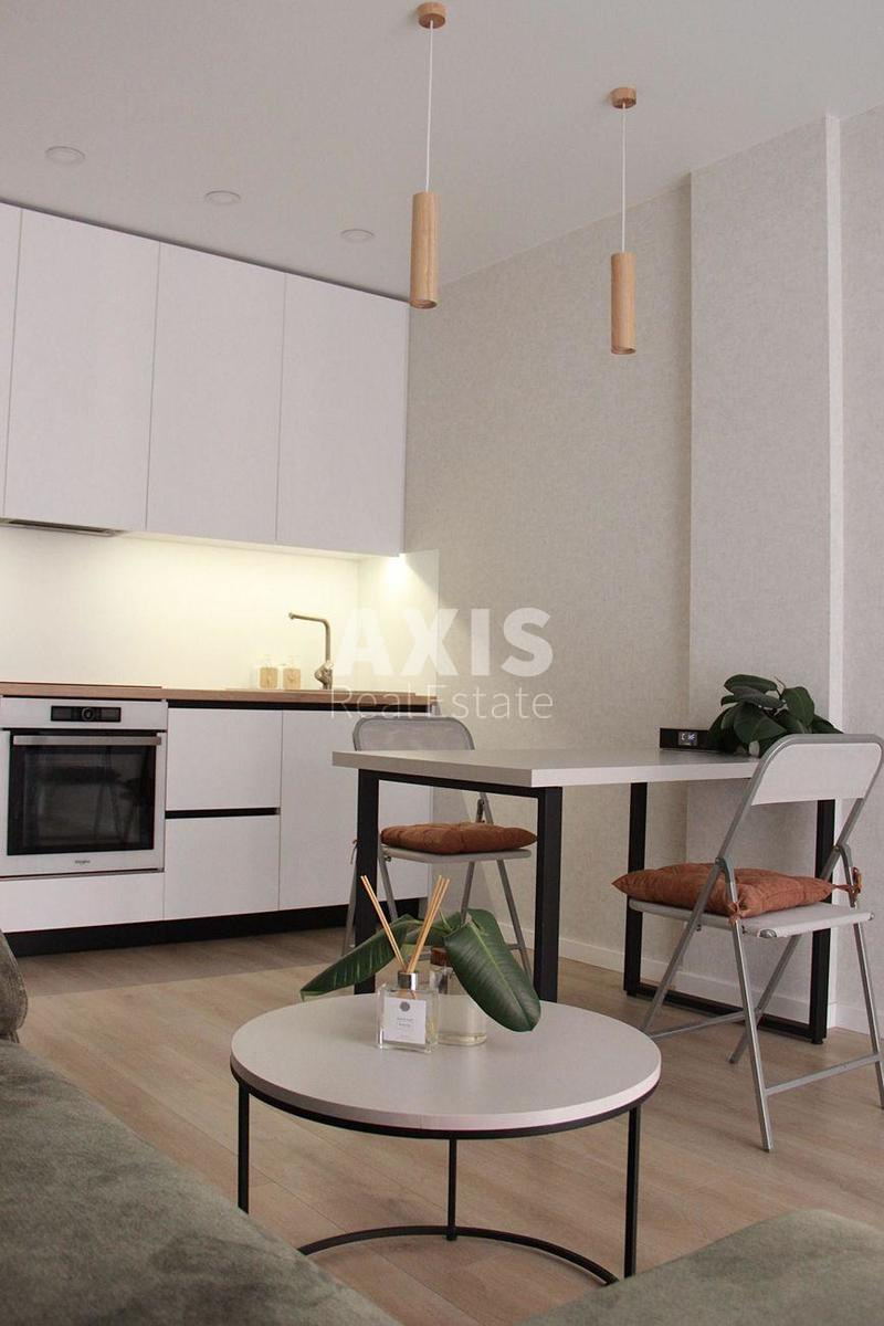 1k apartment bul. Ryl's'kogo Tadeja 135108