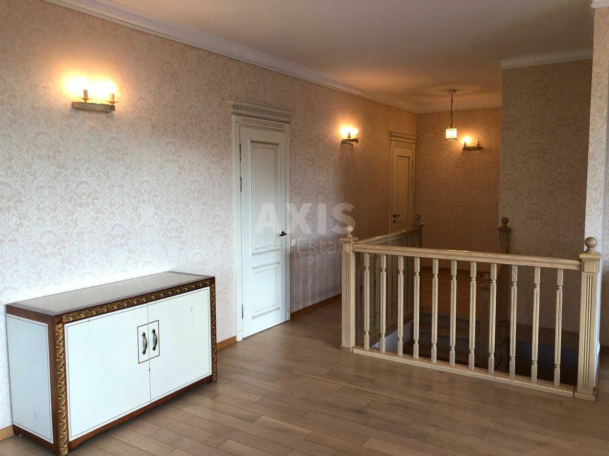 5k apartment uzv. Krutyj 50