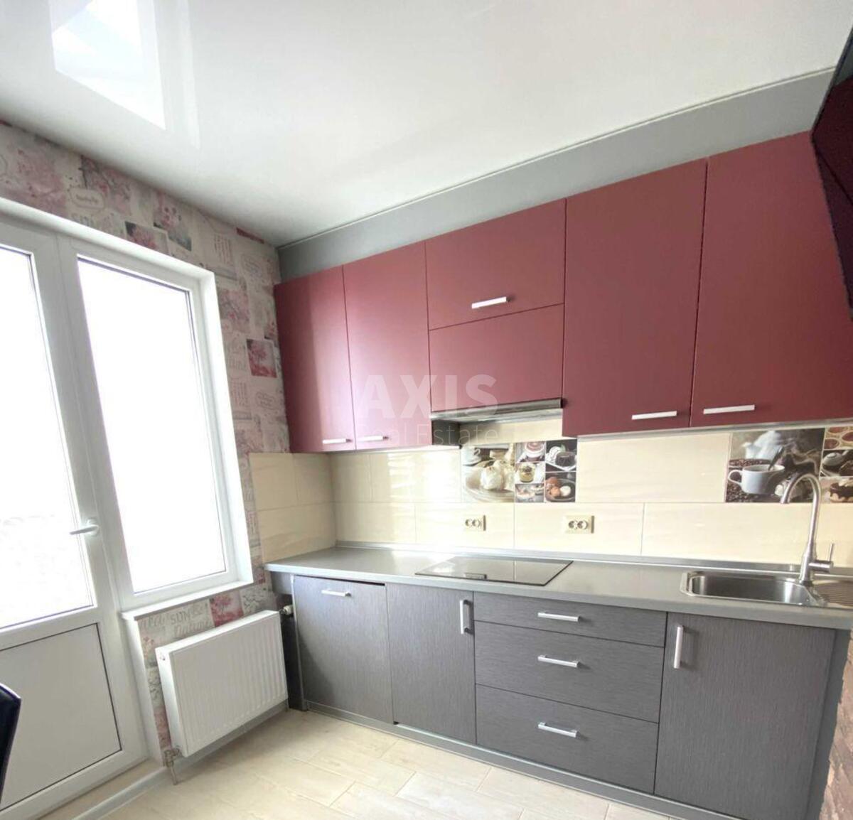 1k apartment pr-t Komarova Kosmonavta 13