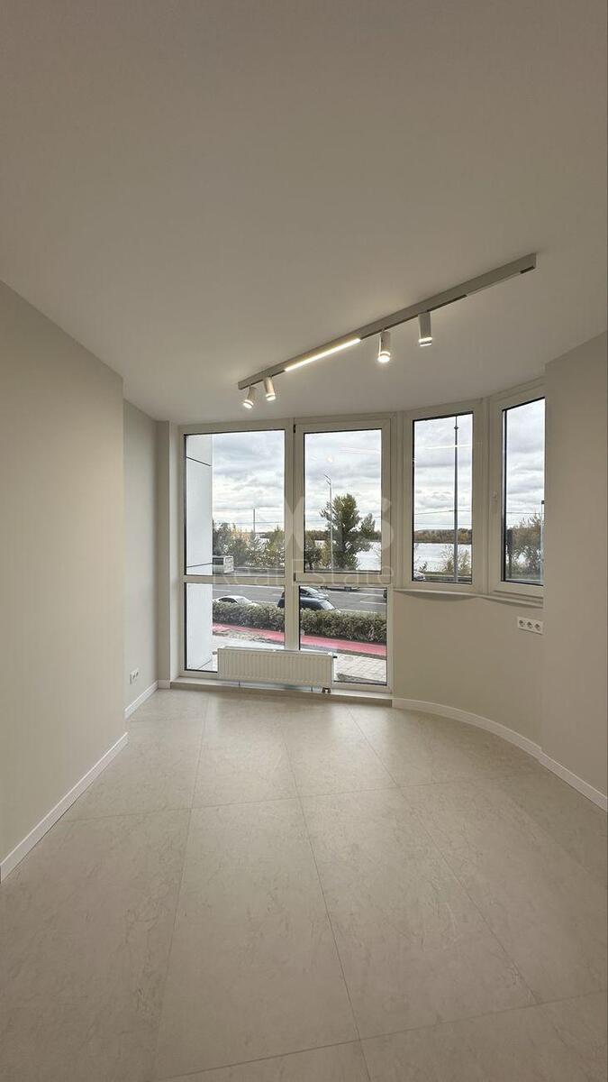 Объект торговли наб. Днепровская 15, 95м2611945