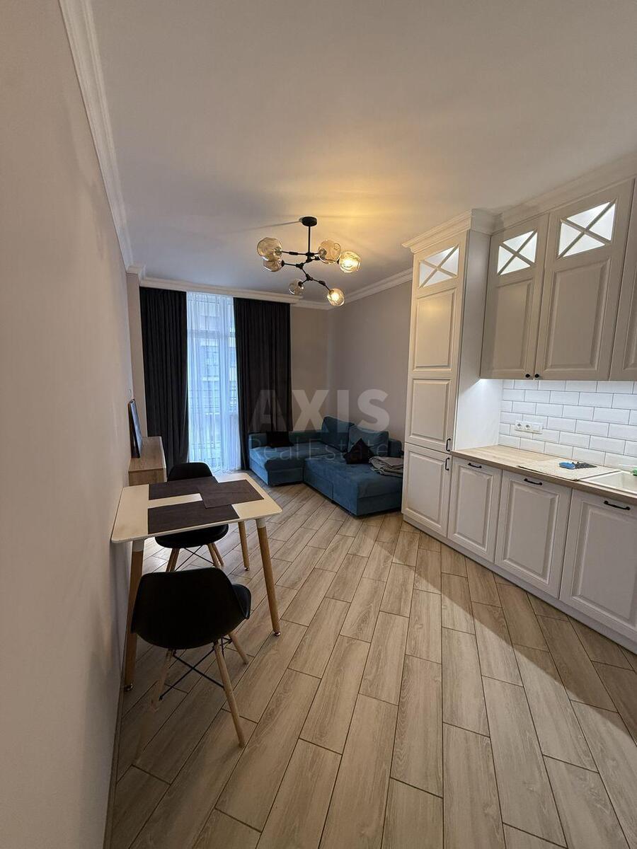 1k apartment vul. Rodyny Kristeriv 2056869
