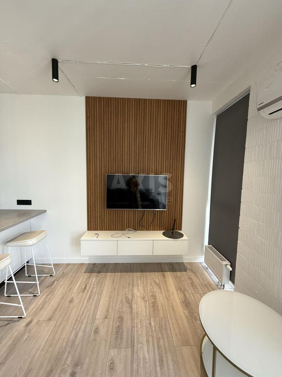 1k apartment vul. Zarichna 1625941