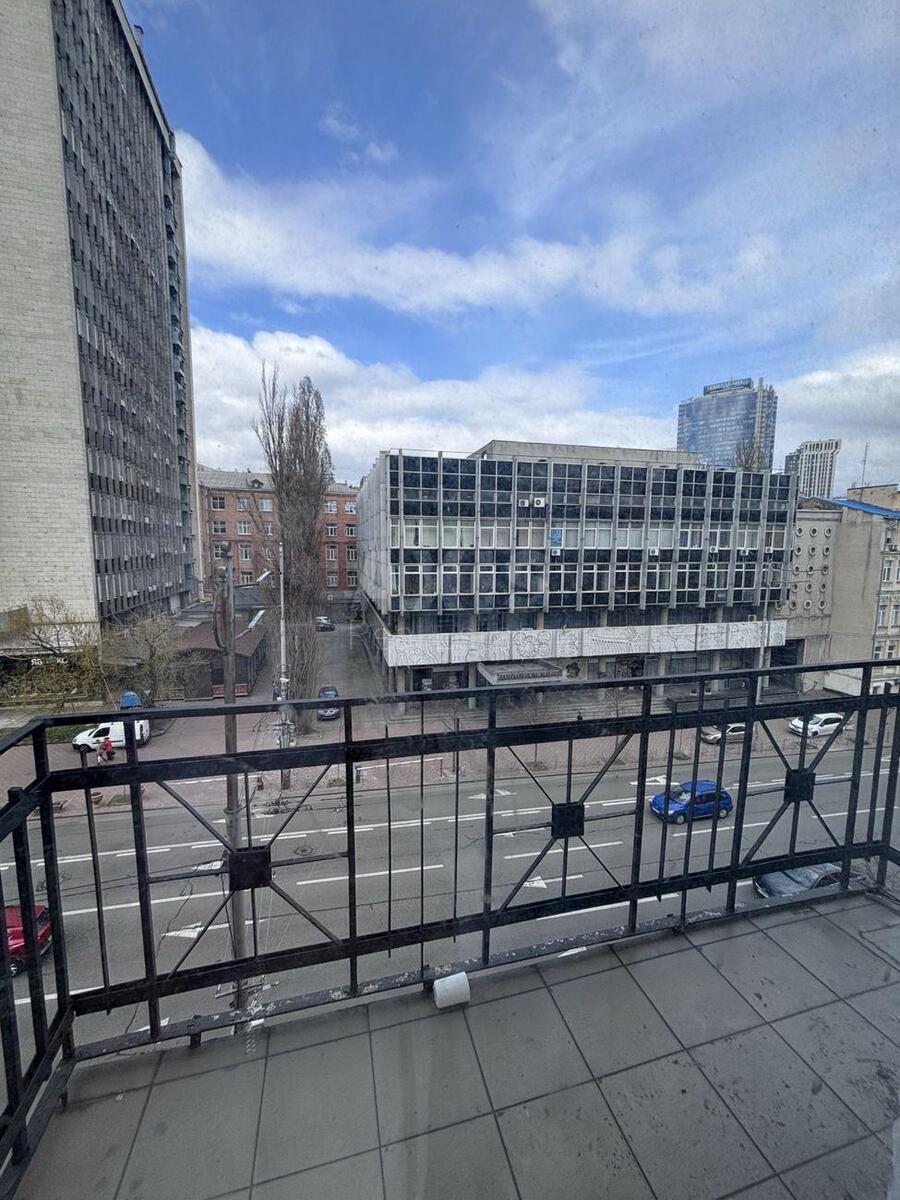 3k apartment vul. Saksagans'kogo 98