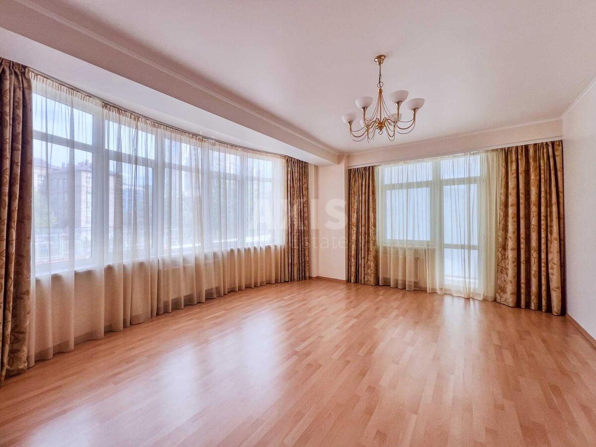 3k apartment vul. Turgenjevs'ka 42/440