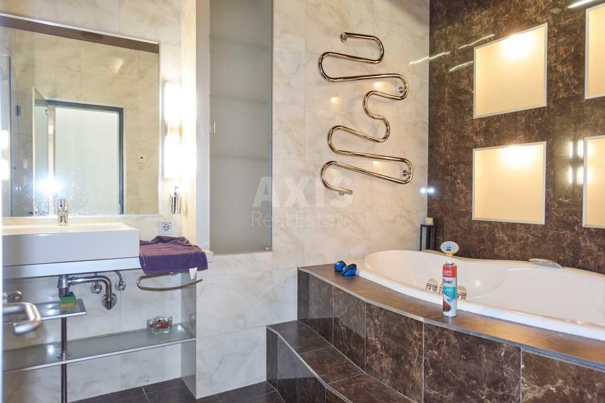 4k apartment vul. Staronavodnyc'ka 137