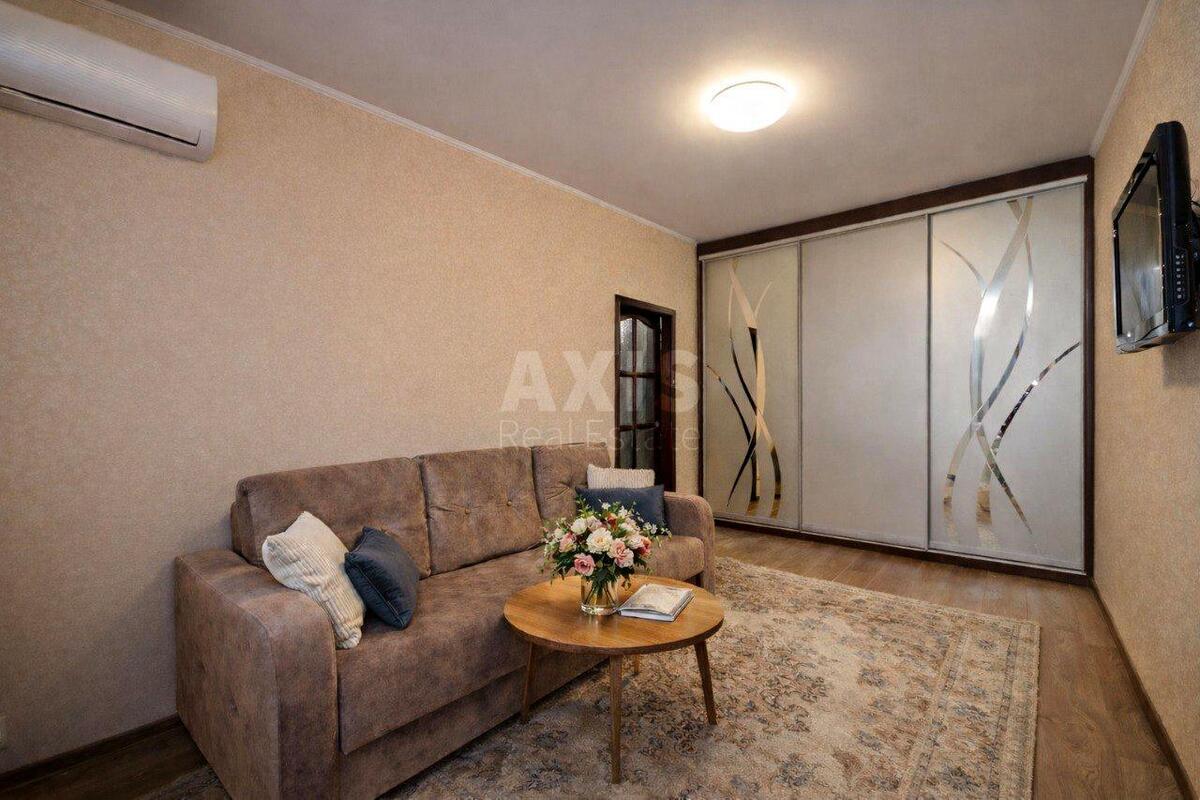 2k apartment vul. Antonovycha 170/1Б636560
