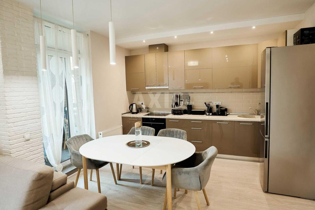3k apartment vul. Regeneratorna 4