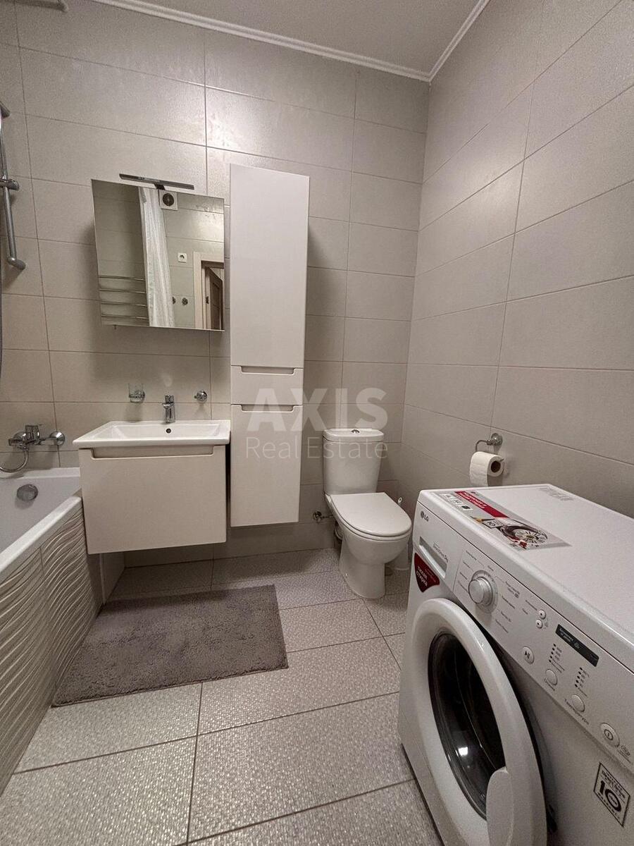 1k apartment vul. Voskresens'ka 144