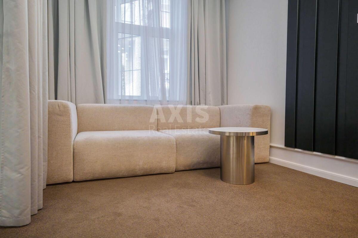 Office vul. Rustaveli Shota 22, 181m2631257