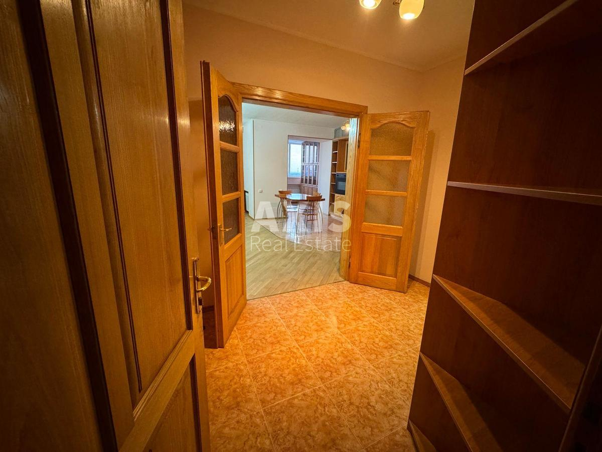 1k apartment vul. Velyka Vasyl'kivs'ka 185
