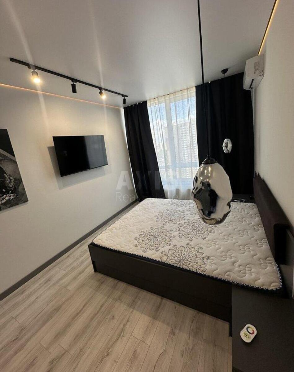 2k apartment vul. Oleksandra Olesja 5А5