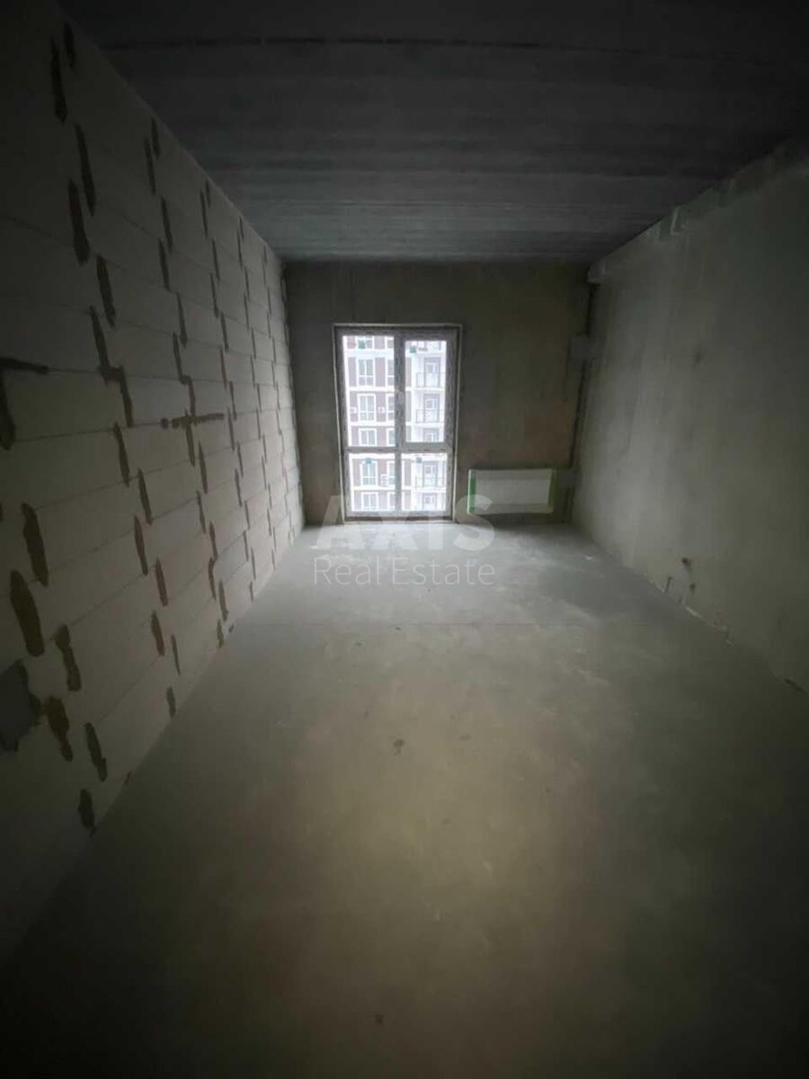 2k apartment vul. Myhajla Maksymovycha 244