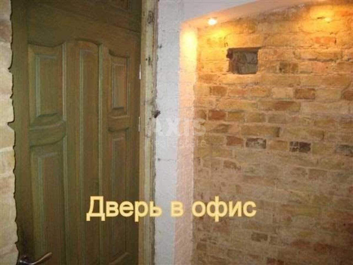 Trade object vul. Desjatynna 7, 140m26039911