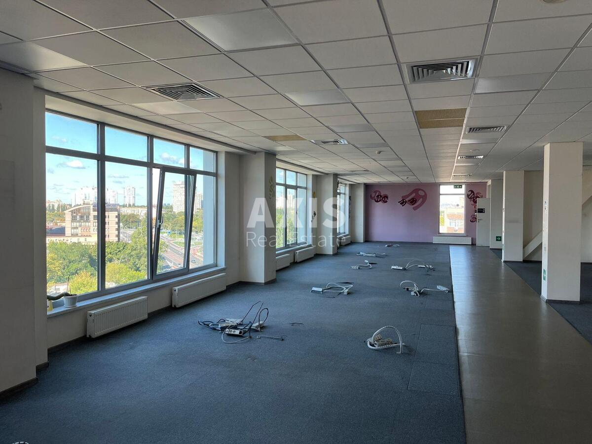 Office vul. Degtjarivs'ka 27Т, 700m25428310